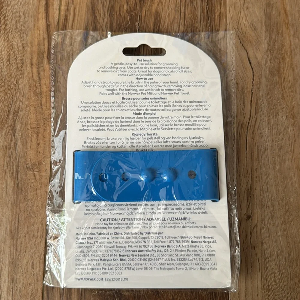 Norwex Pet Brush NEW - Picture 2 of 7